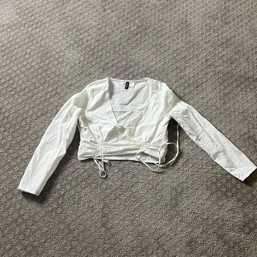 H&M white crop top